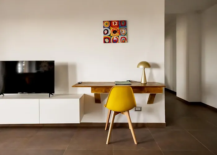Stepahouse Zona San Paolo Elegante Bilocale A 2 Minuti Dalla Metro B Rzym