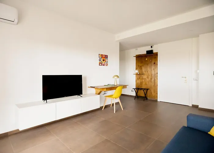 Stepahouse Zona San Paolo Elegante Bilocale A 2 Minuti Dalla Metro B * Rzym