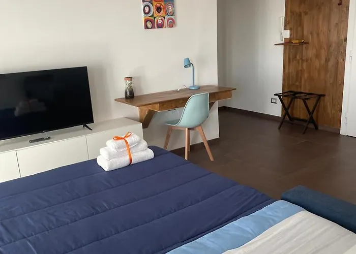 Apartament Stepahouse Zona San Paolo Elegante Bilocale A 2 Minuti Dalla Metro B